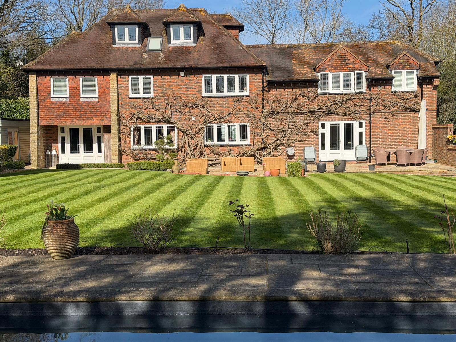 Garden maintenance project