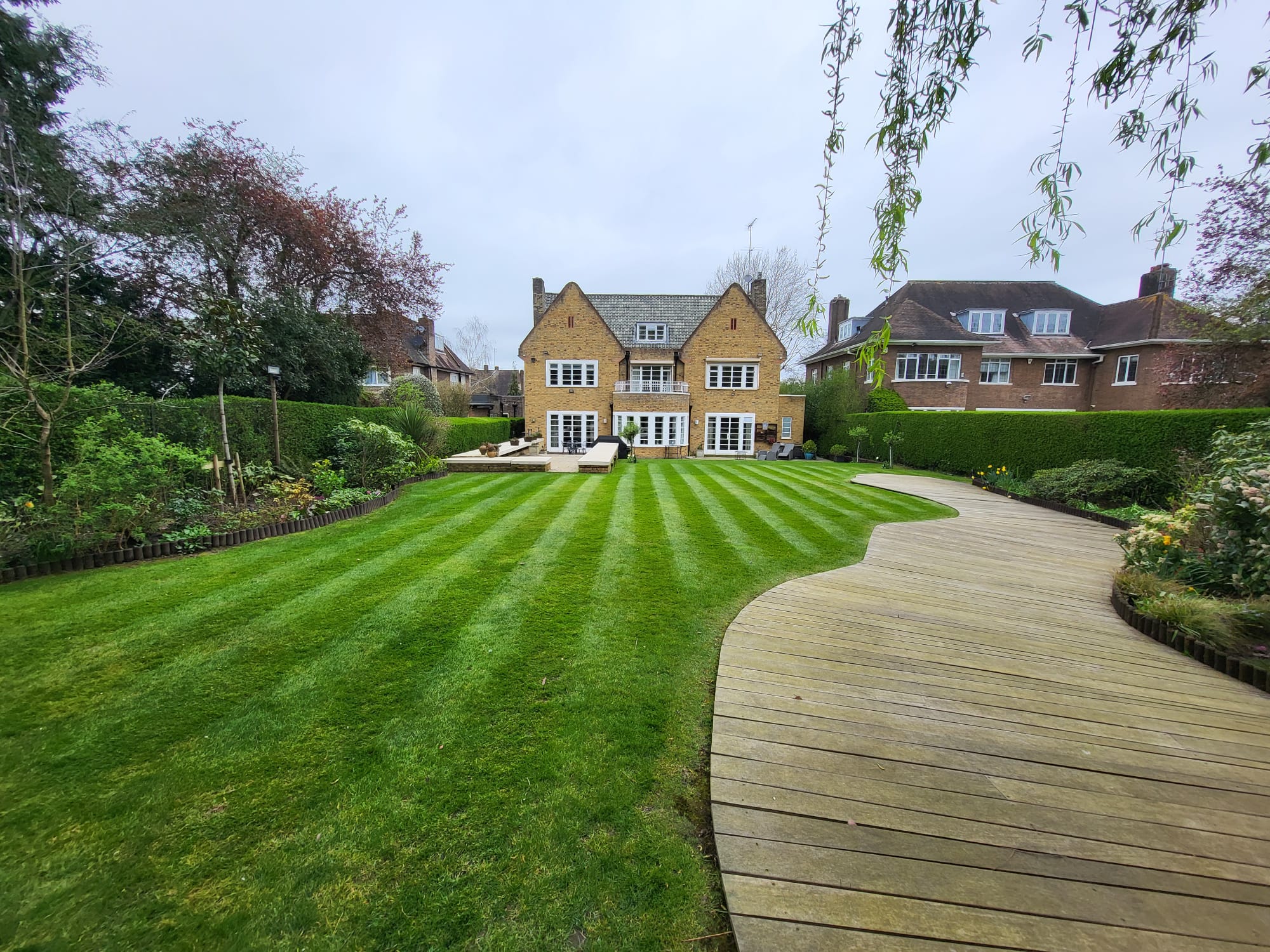 Hampstead garden maintenance