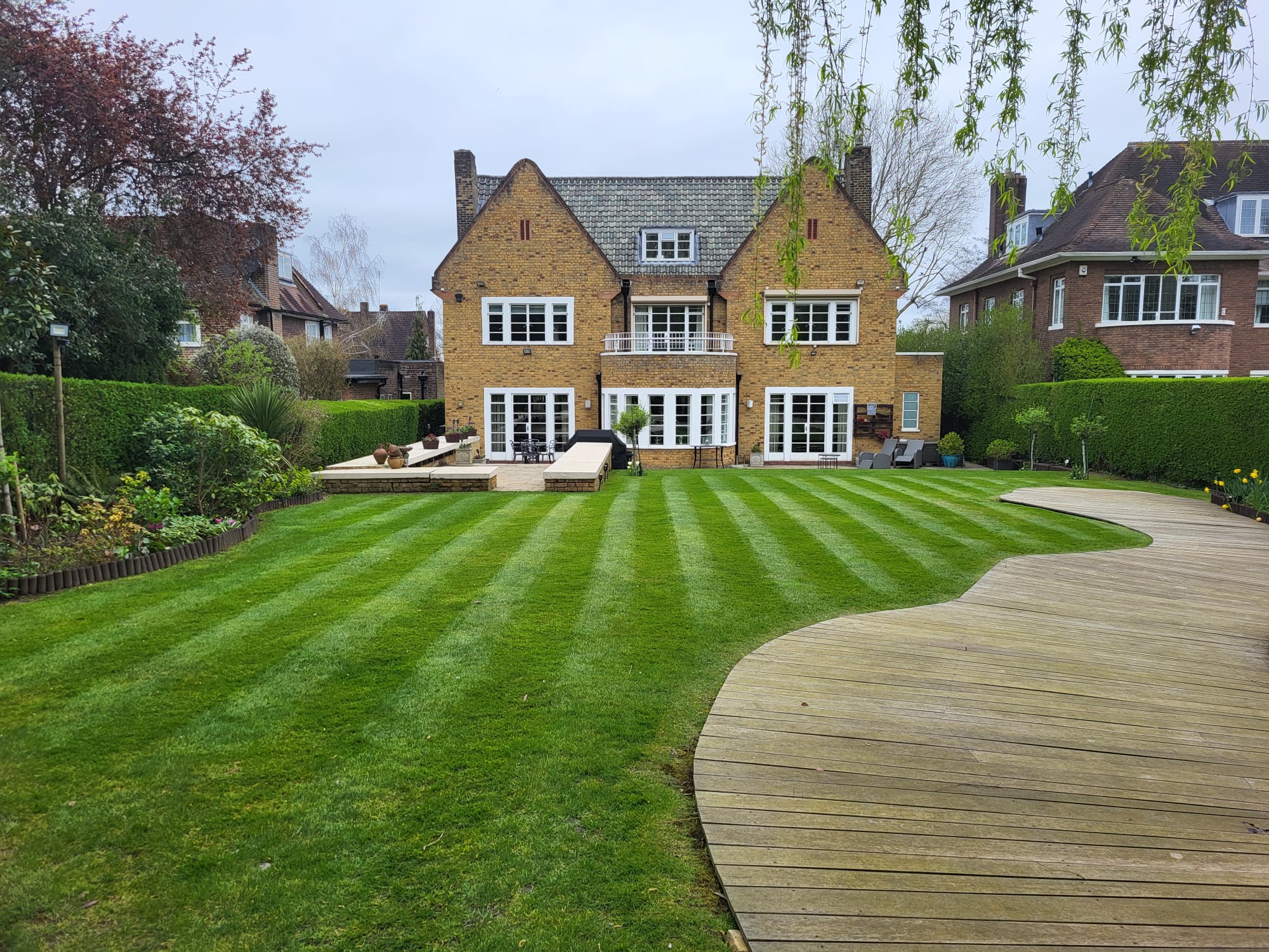 Hampstead garden maintenance